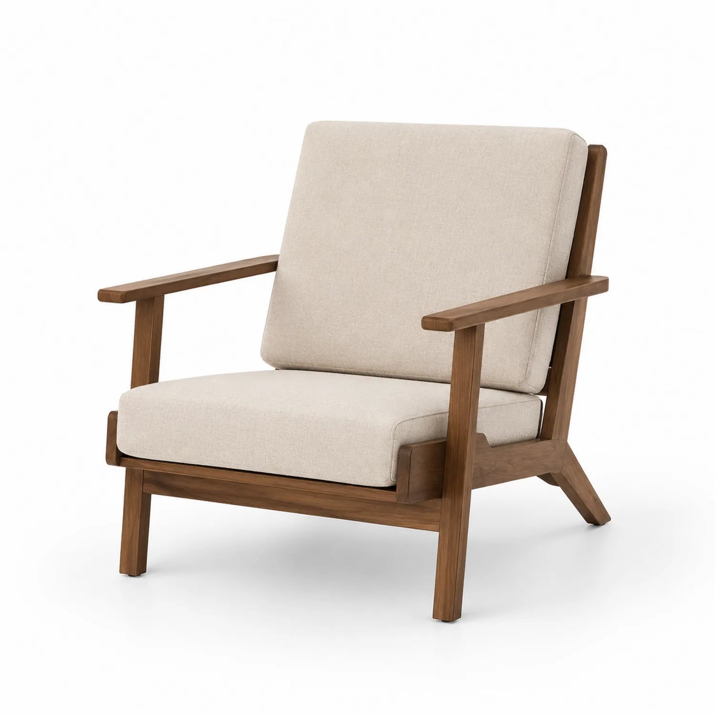 Poltrona in legno con cuscini beige
